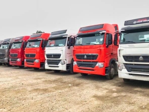 xe đầu kéo howo sitrak 440