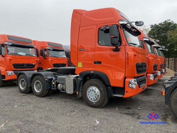 HOWO T7H 440 XE ĐẦU KÉO SITRAK 9/2023 2 xe đầu kéo howo sitrak t7h 440