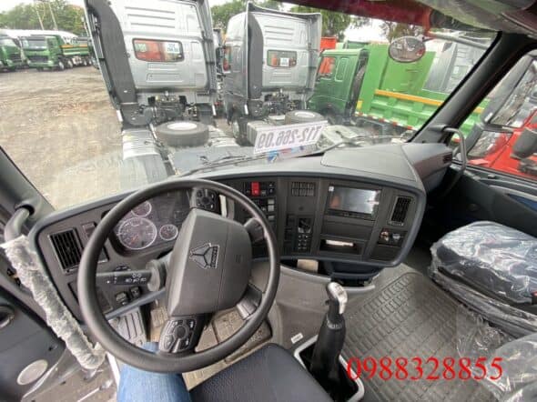 Cabin tiện nghi - Xe đầu kéo howo sitrak 440 T7H