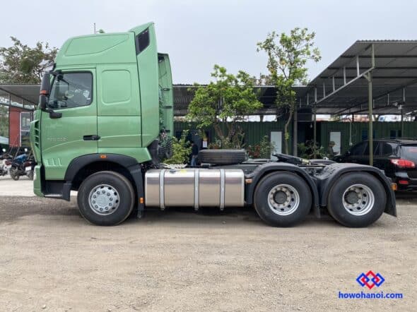 xe dau keo howo sitrak 440 9