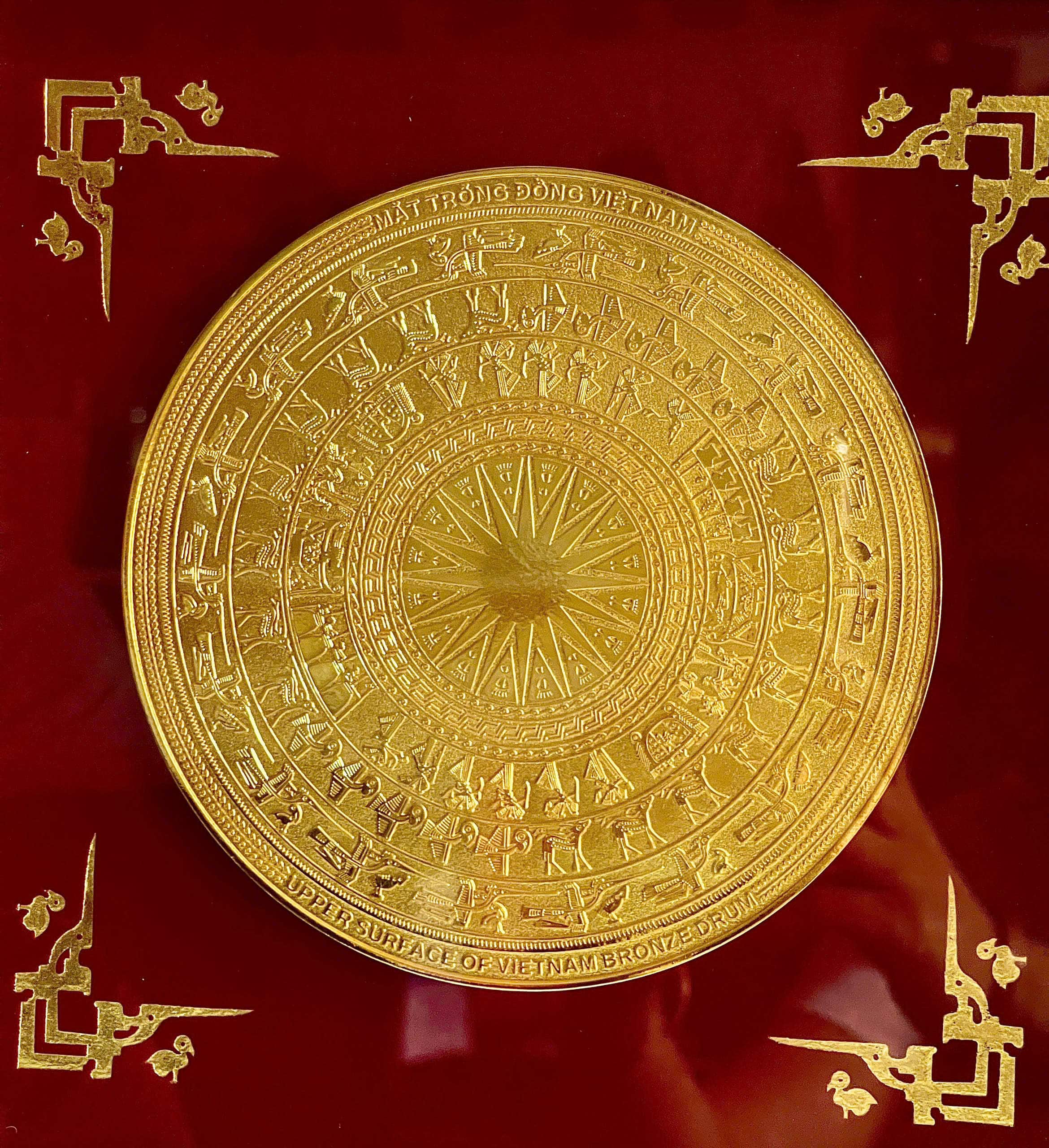Tranh Trống Đồng Mạ Vàng 24K - Quà Tặng Cao Cấp Sang Trọng 4 Tranh Trống Đồng Mạ Vàng 24K - Quà Tặng Cao Cấp Sang Trọng - Ảnh 4